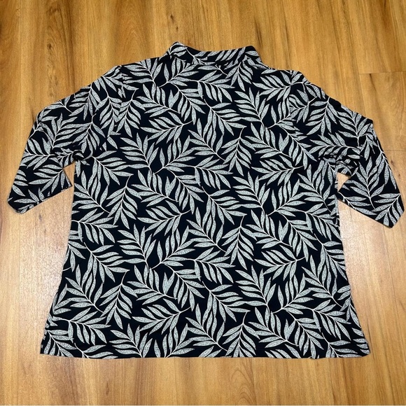 J. Jill Black and White Cardigan Sweater with Tropical Print Size L - Picture 7 of 12